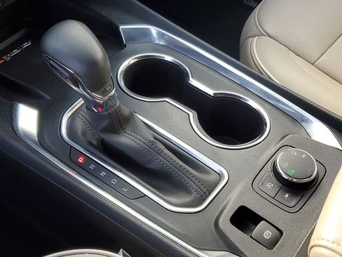 Certified 2023 Chevrolet Traverse Premier image 20