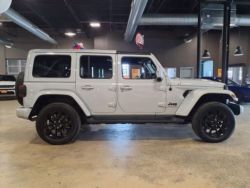 Certified 2023 Jeep Wrangler Unlimited Sahara AWD/4WD image 10