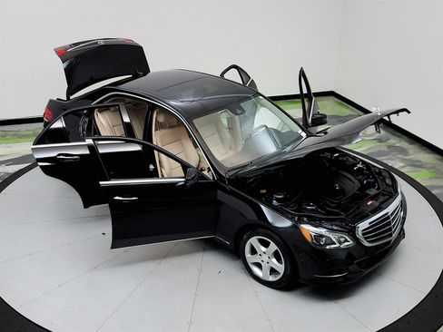Used 2014 Mercedes-Benz E 350 Sedan image 39