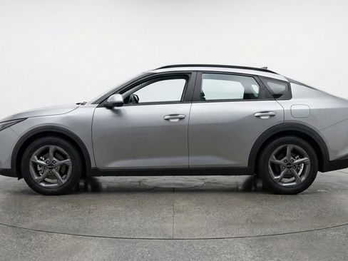Used 2025 Kia K4 LXS image 5