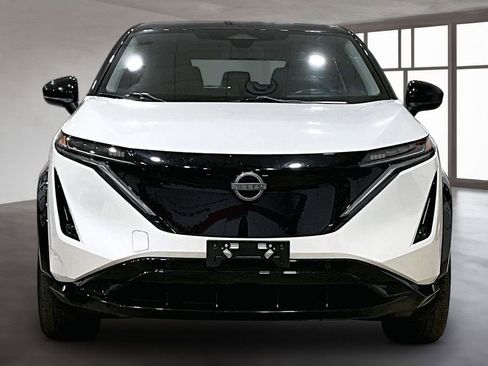 Used 2023 Nissan Ariya FWD image 3