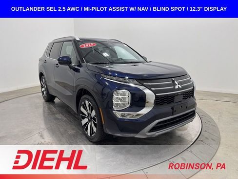 Used 2025 Mitsubishi Outlander SEL AWD/4WD image 1