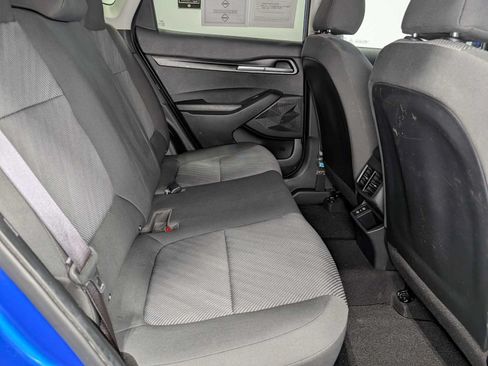 Used 2024 Kia Seltos LX AWD/4WD image 39