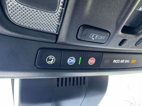 Used 2023 GMC Sierra 1500 AT4 w/ AT4 Premium Package image 37