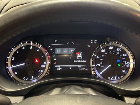 Used 2023 Toyota Highlander XSE FWD image 30
