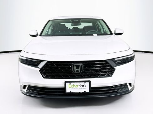 Used 2024 Honda Accord EX image 2