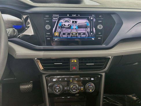 Certified 2024 Volkswagen Taos SE AWD/4WD image 15