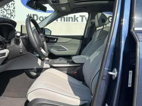 Used 2026 Acura MDX SH-AWD w/ Advance Package image 10