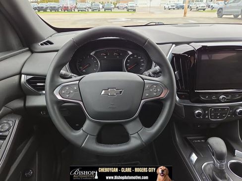 Used 2023 Chevrolet Traverse LT w/ Midnight/Sport Edition AWD/4WD image 12
