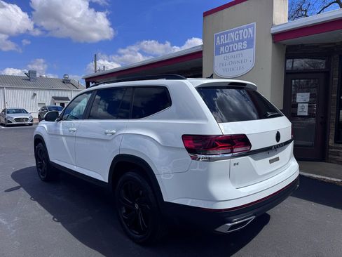 Used 2022 Volkswagen Atlas SE w/ Panoramic Sunroof Package image 3