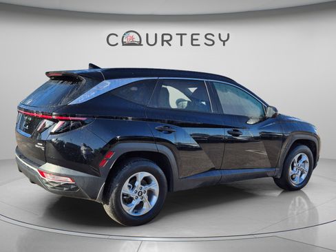 Certified 2023 Hyundai Tucson SEL AWD/4WD image 5