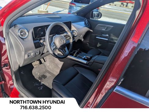 Used 2021 Mercedes-Benz GLA 250 4MATIC image 9