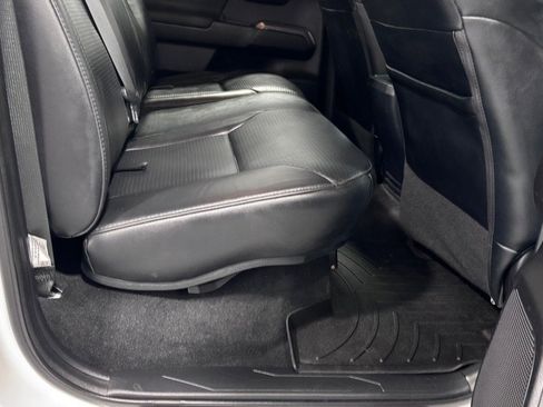 Used 2019 Toyota Tacoma TRD Sport AWD/4WD image 24