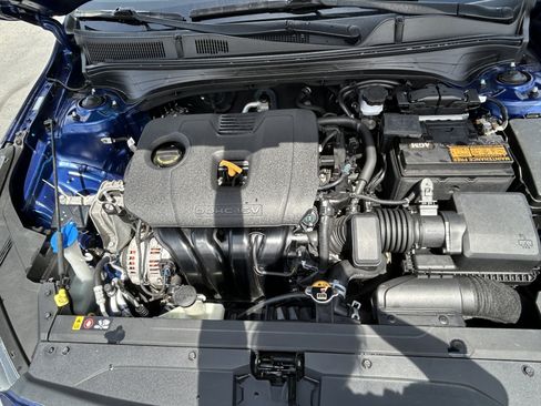 Used 2019 Kia Forte S w/ S Premium Package FWD image 15