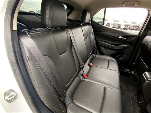 Used 2024 Buick Encore GX Sport Touring FWD image 19