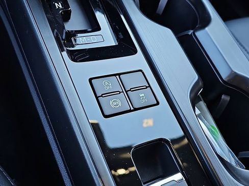 New 2026 Subaru Outback Premium image 18