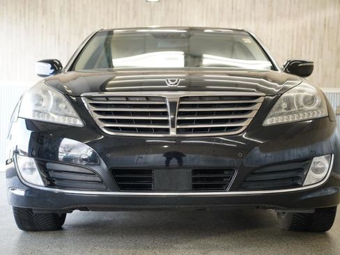 Used 2016 Hyundai Equus Signature image 3