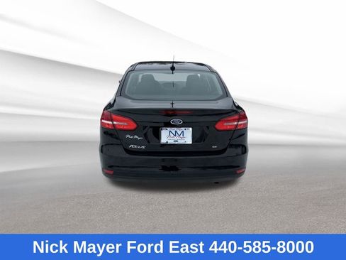 Used 2018 Ford Focus SE image 6