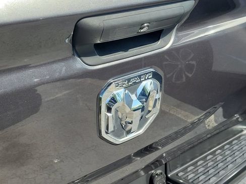 Used 2019 RAM 1500 Tradesman RWD image 5