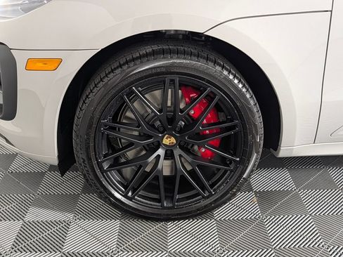 New 2026 Porsche Macan GTS AWD/4WD image 11