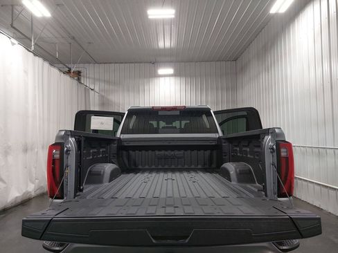 New 2025 GMC Sierra 3500 Denali w/ Denali Reserve Package image 13