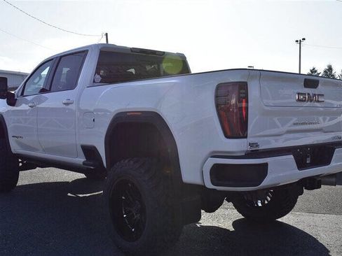 Used 2024 GMC Sierra 3500 AT4 w/ AT4 Preferred Package image 3