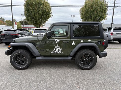 Used 2021 Jeep Wrangler Willys image 4
