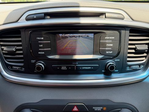 Used 2016 Kia Sorento EX AWD/4WD image 33