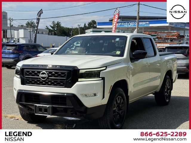 Certified 2023 Nissan Frontier SV w/ Midnight Edition Package AWD/4WD image 4