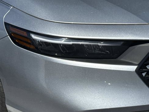 Used 2024 Honda Accord Sport image 7