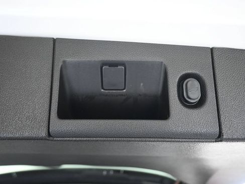 Used 2019 Cadillac Escalade ESV Luxury AWD/4WD image 58