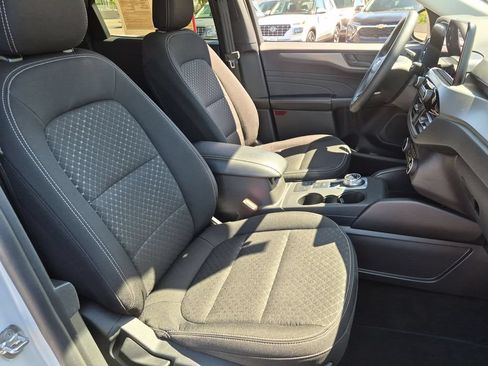 Used 2025 Ford Escape Active AWD/4WD image 31