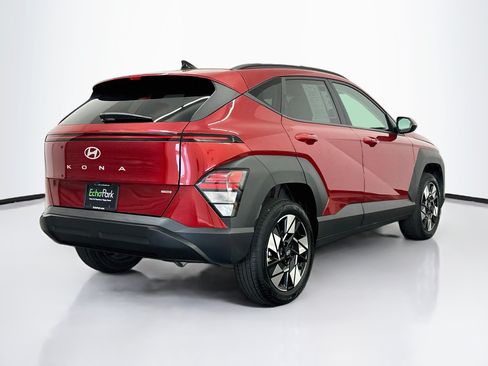 Used 2025 Hyundai Kona SEL AWD/4WD image 9