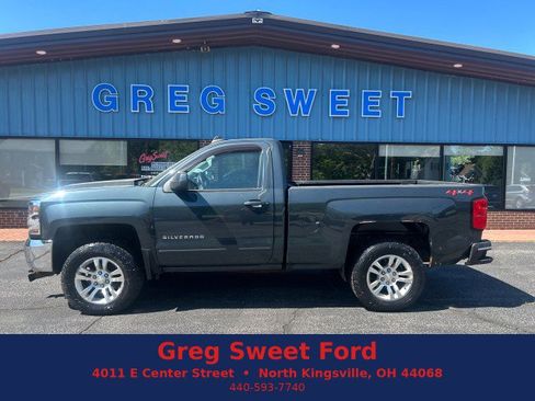 Used 2018 Chevrolet Silverado 1500 LT w/ LT Convenience Package AWD/4WD image 1