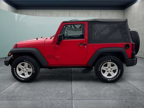 Used 2015 Jeep Wrangler Sport w/ Quick Order Package 24S AWD/4WD image 6