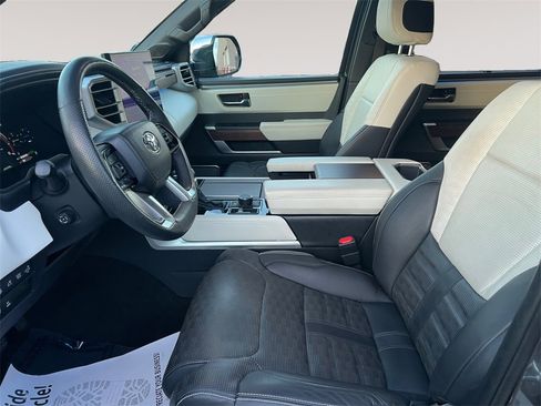 Used 2024 Toyota Sequoia Capstone image 9