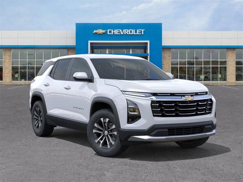 New 2026 Chevrolet Equinox LT w/ Convenience Package II image 7