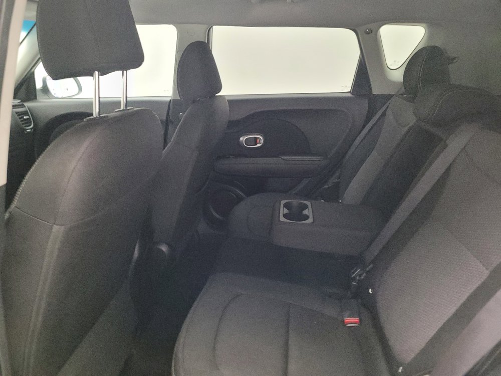 Used 2019 Kia Soul + FWD image 18