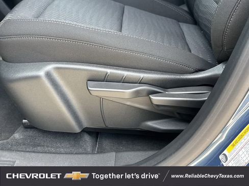 New 2026 Chevrolet Equinox LT w/ Safety and Technology Package FWD image 28