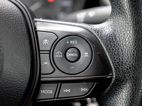 Used 2024 Toyota Corolla LE FWD image 6
