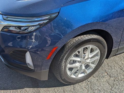 Used 2023 Chevrolet Equinox LT FWD image 11