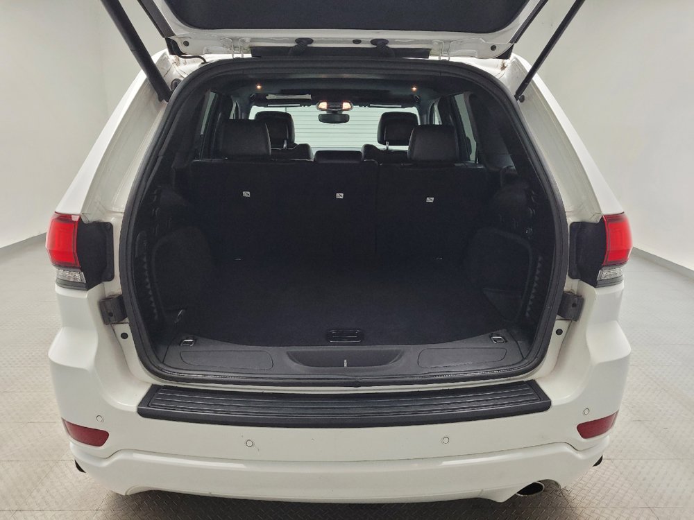 Used 2019 Jeep Grand Cherokee Altitude AWD/4WD image 29