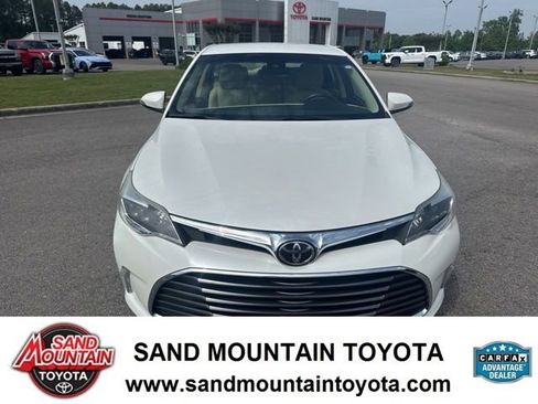 Used 2018 Toyota Avalon XLE FWD image 8