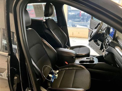 Used 2025 Ford Escape ST-Line image 11