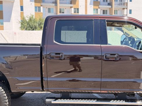 Used 2018 Ford F250 Lariat w/ Lariat Value Package AWD/4WD image 12