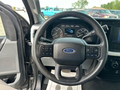 Used 2024 Ford F350 XLT image 38