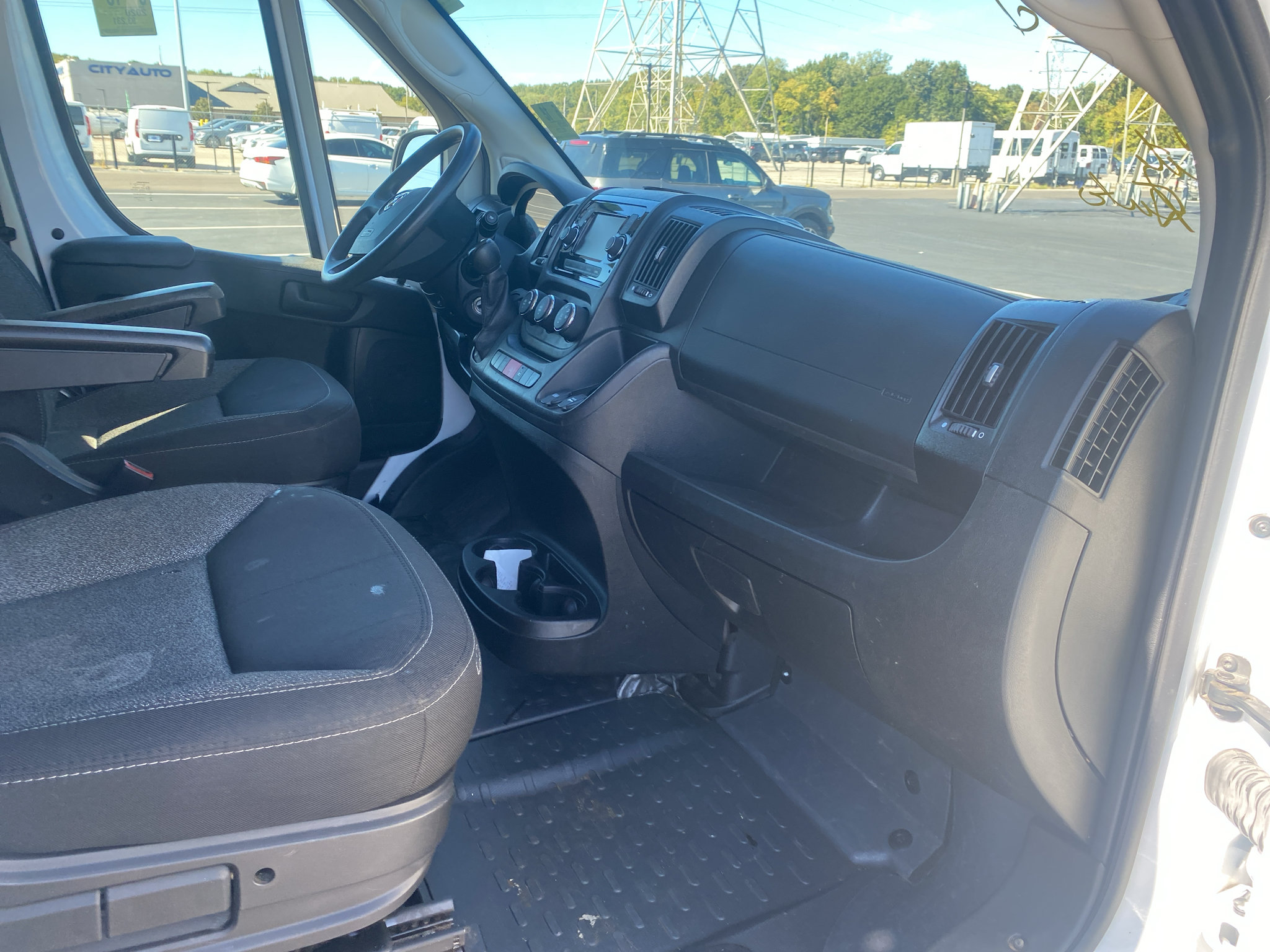 Used 2020 RAM ProMaster 2500 FWD image 11