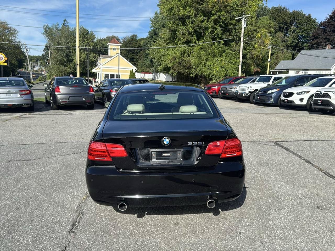 Used 2013 BMW 335i xDrive Coupe AWD/4WD image 8