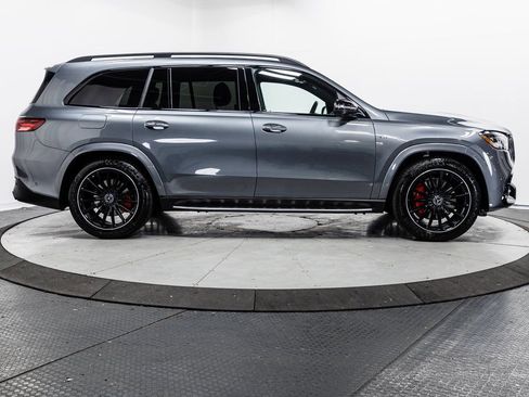 Used 2024 Mercedes-Benz GLS 63 AMG 4MATIC image 39