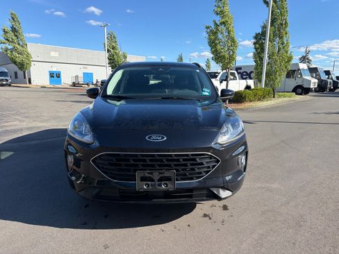 Used 2022 Ford Escape SEL w/ SEL Stealth AWD Package image 2